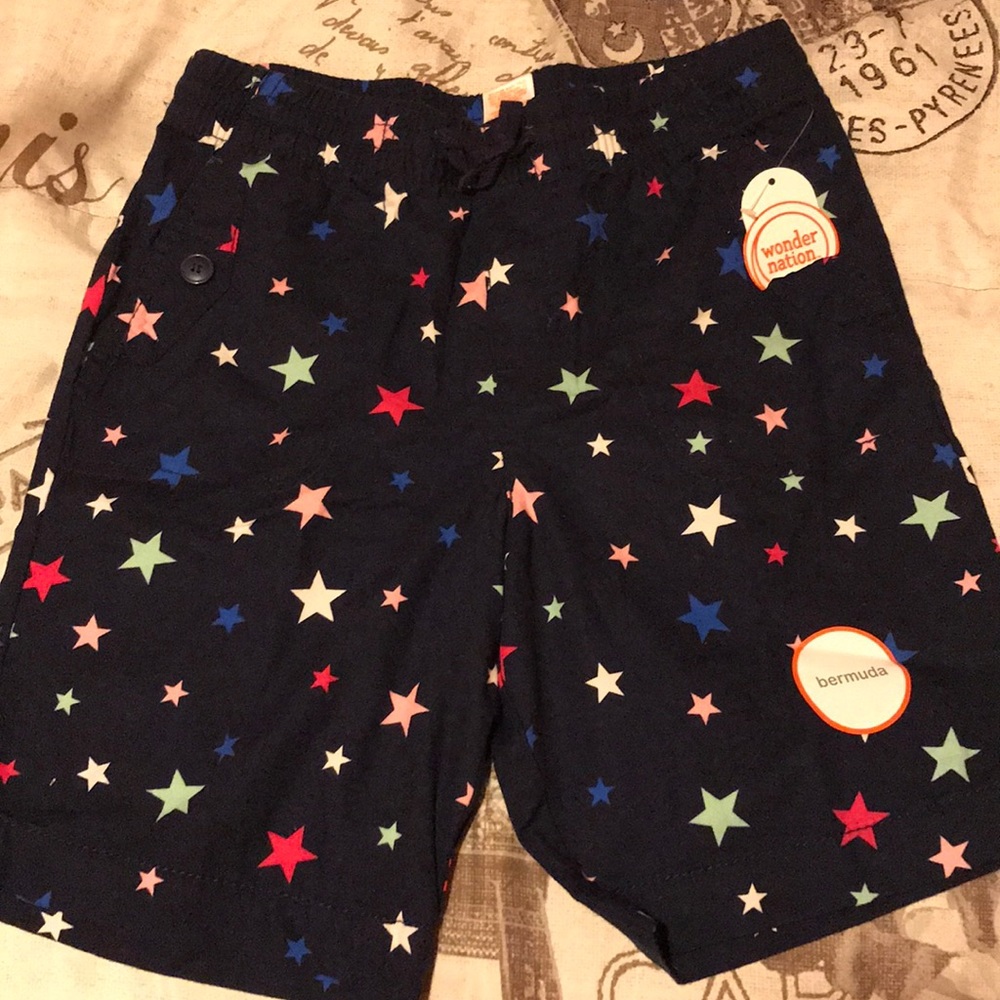 I’m selling a wonder nation clothing
